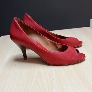 Banana Republic peep-toe red heels size 8.5 💃